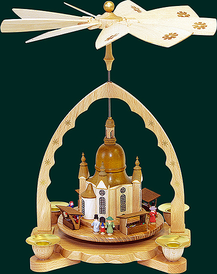 Glaesser - Pyramid  Church of our Lady with 'Striezelmarkt'