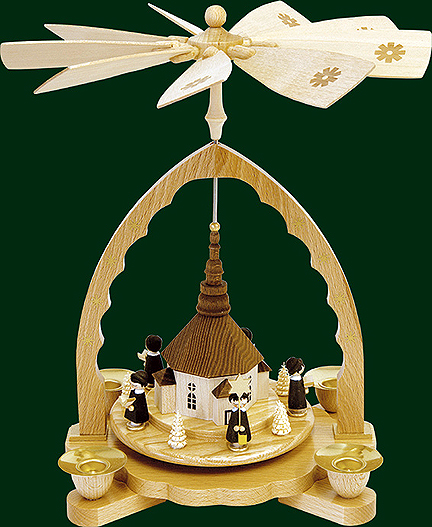 Glaesser - Pyramid  Seiffener Church with Choir Boys